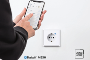 Rūpintis namais nė nepakilus nuo sofos: ši išmanesnių namų sistema taupo laiką ir palengvina naujakurių gyvenimą