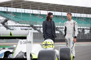 „Formulės 1“ gerbėjams – proga prisiminti įspūdingą „Brawn GP“ ekipos kelionę