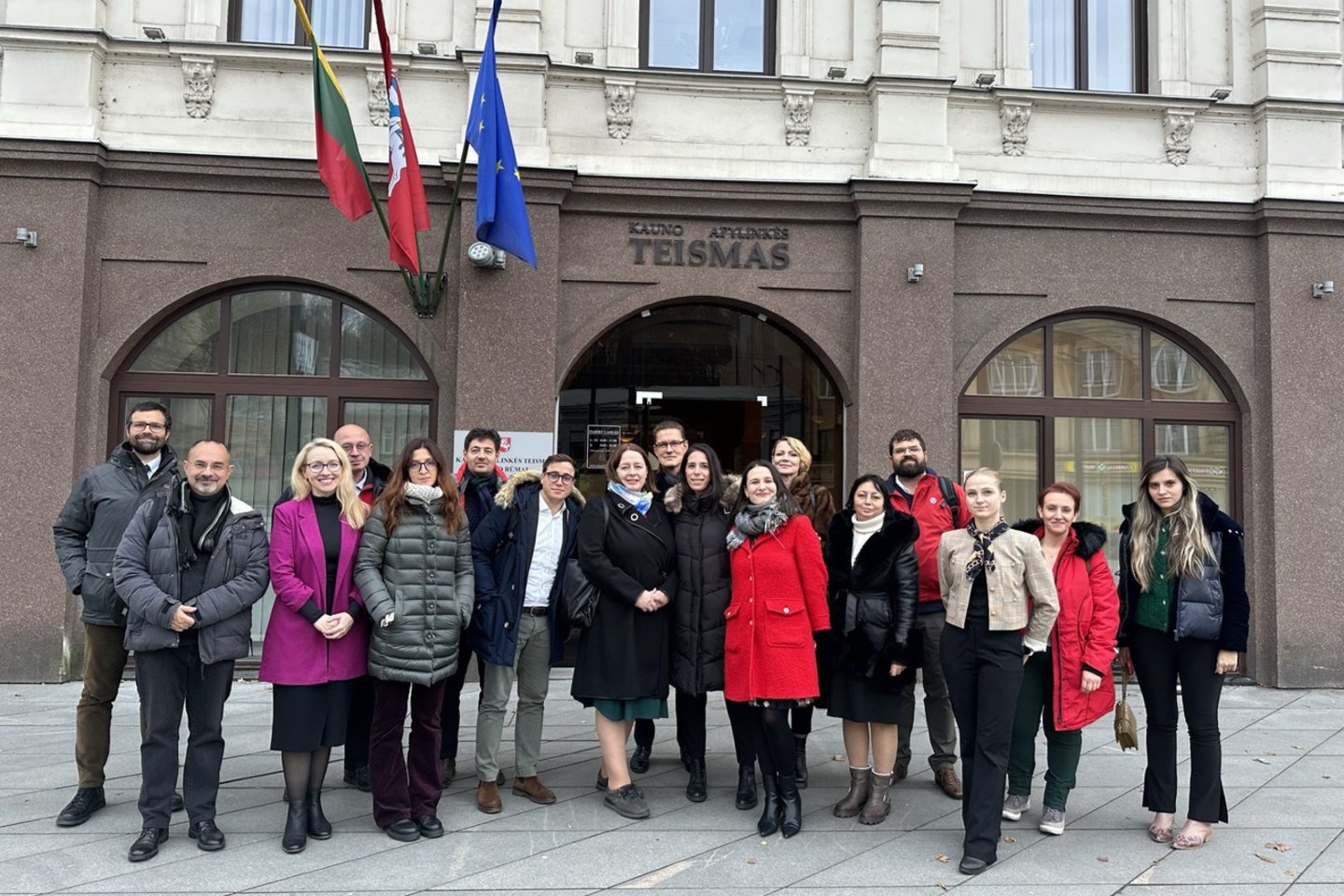  Į Kauno apylinkės teismą atvyko prokurorų delegacija iš 6 užsienio valstybių. <br> T. Merkevičiūtės nuotr.