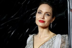 Angelina Jolie įkūnys graikų operos dievaitę 