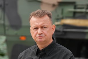 Lenkijos karinis jūrų laivynas įsigis dar vieną naują elektroninės žvalgybos laivą