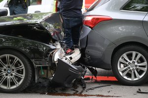 Elektrėnų savivaldybėje susidūrus dviem automobiliams nukentėjo 5 žmonės, du iš jų – nepilnamečiai