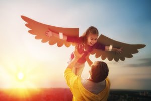 Apklausa atskleidė šalies tėvų požiūrį į vaikų emocinę sveikatą: inicijuoja kampaniją situacijai gerinti