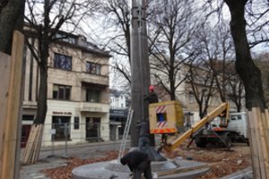 Išvyskite pirmieji – Kaune pagaliau iškilo obeliskas Lietuvos policijai