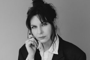 Režisierė Kamilė Gudmonaitė: „Kai leidžiame skausmui būti, jis padeda pamatyti, koks gražus yra gyvenimas“