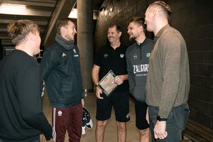 Prieš mūšį su „Bayern“ – šiltas žalgiriečių susitikimas su Bavarijos klubo atstovais