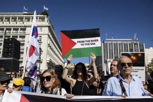 „Nuo upės iki jūros“: ką reiškia šis prieštaringas palestiniečių šūkis?