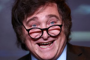 Naujai išrinktas prezidentas tikina padarysiąs galą Argentinos nuosmukiui: davė sau dvejus metus