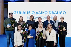 Įteikti „Geriausio vaiko draugo“ apdovanojimai: įvertino iniciatyvų kūrėjai ir savanoriai