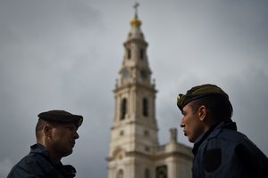 Portugalijoje sulaikyti 28 asmenys, įtariami prekyba žmonėmis