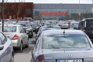 Sostinėje uždaroma viena „Ermitažo“ parduotuvių