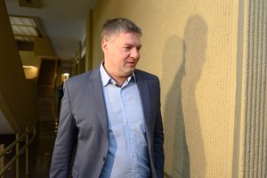 A. Mazuronis pasipiktino teismo sprendimu „MG Baltic“ byloje: tai žlugdo Darbo partiją