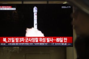 Atrodo, kad Šiaurės Korėjos žvalgybinis palydovas įskriejo į orbitą, teigia Seulo kariškiai