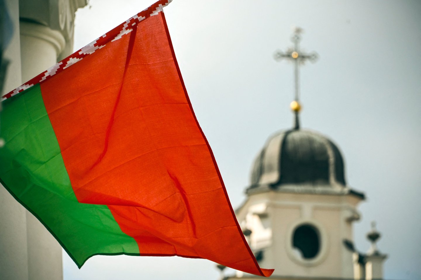 Baltarusiams nuo šiol reikia Minsko leidimo gyventi užsienyje.<br>AFP/Scanpix nuotr.