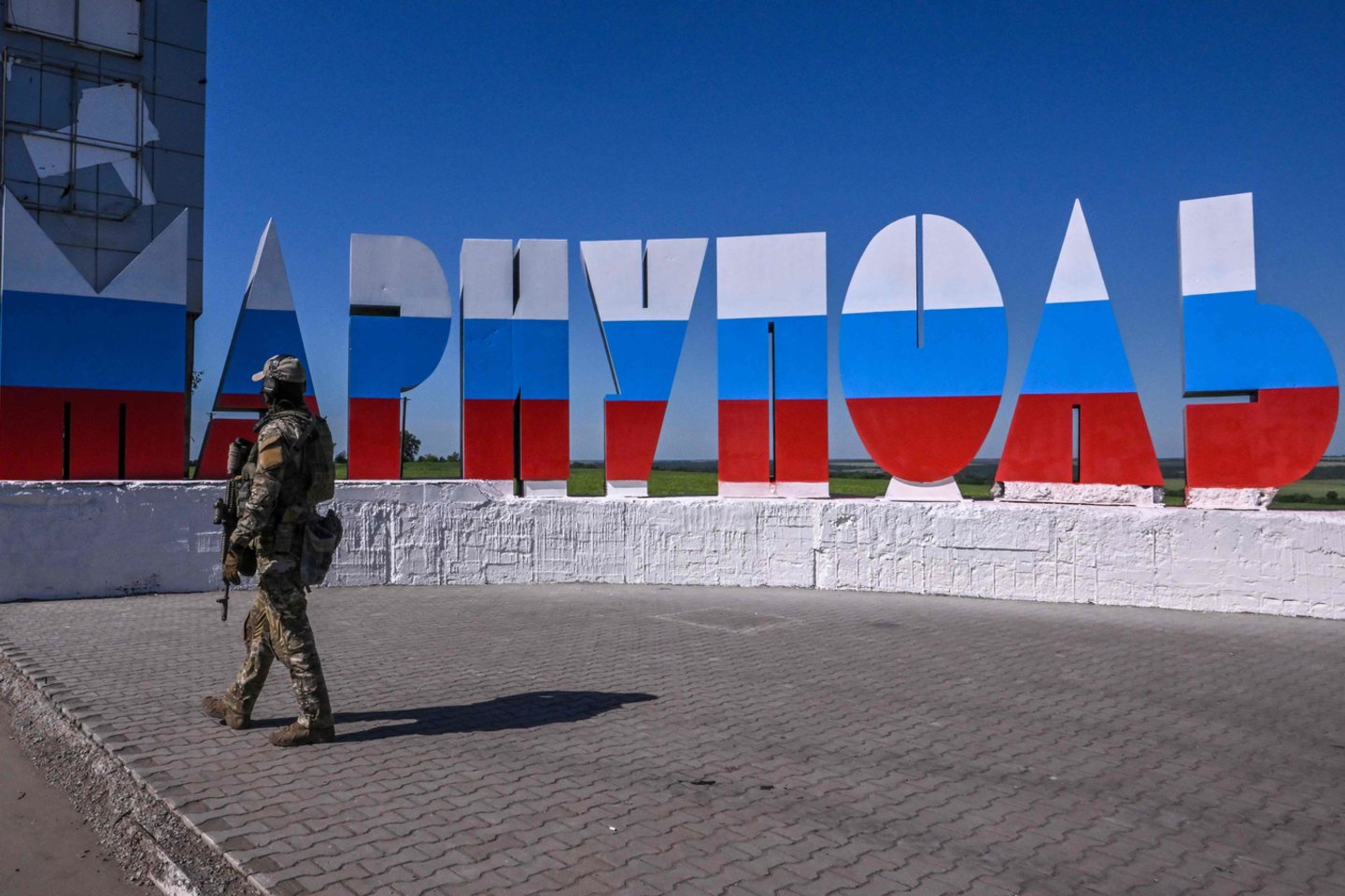 Rusijos okupuotas Mariupolis.<br>AFP/Scanpix nuotr.