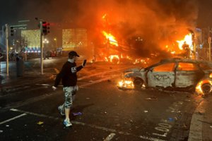 Dubliną nusiaubus riaušėms – ten gyvenančių lietuvių nerimas: gavo pranešimų, kad viskas pasikartos