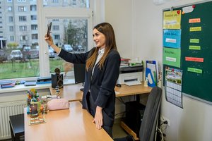 Socialiniuose tinkluose išgarsėjusi mokytoja Veronika: „Mano tikslas visam pasauliui pasakyti, kad ši profesija yra pati geriausia“