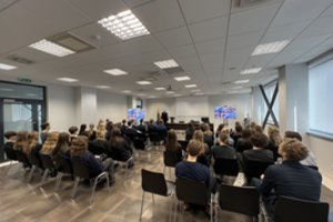 Kauno apygardos teisme lankėsi Lietuvos sveikatos mokslų universiteto gimnazijos moksleiviai