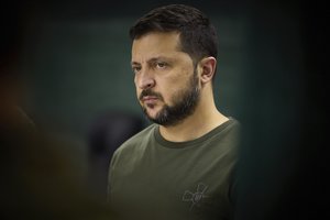 Lietuva skirs 2 mln. eurų V. Zelenskio iniciatyvai „Grūdai iš Ukrainos“