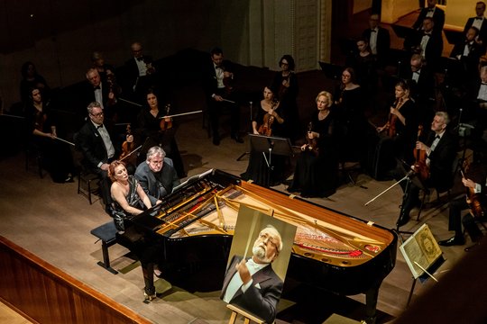 Filharmonijoje vyksta Vilniaus fortepijono festivalis.