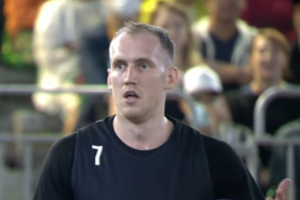 Raudondvario komanda krito pasaulio trijulių krepšinio taurės varžybų finale