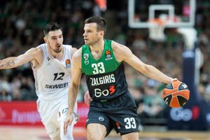 „Žalgiris“ gali atsipūsti: T. Dimšos peties trauma iš rikiuotės gynėjo ilgam neišves