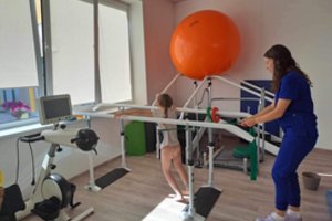 Vaikų kovą su vėžiu kasdien regintys žmonės: „Net maža auka sukuria didelį stebuklą“ 