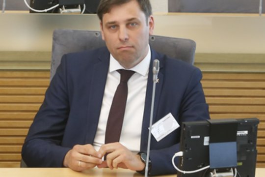 R. Pocius: reguliuojama elektros kainos dalis didės, nes šiemet „Litgrid“ surinko mažiau perkrovų pajamų