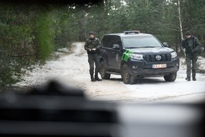Pasienyje su Baltarusija pastarąją parą apgręžti penki migrantai