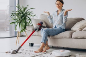 Vis dar svarstote, kibiras ir šluostė ar robotas siurblys? Argumentai už ir prieš jus nustebins