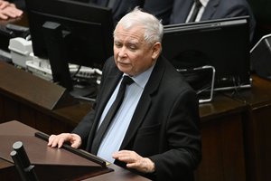D. Tuskas: J. Kaczynskis stos prieš tyrimo komisijas