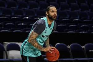 Vis dar į aikštelę negrįžtantis J. Tayloras – apie užtrukusią reabilitaciją ir savo naudą komandai