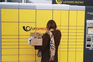 Lietuvos paštas plečiasi į Latviją ir Estiją – už 4 mln. eurų ten įrengs 300 paštomatų
