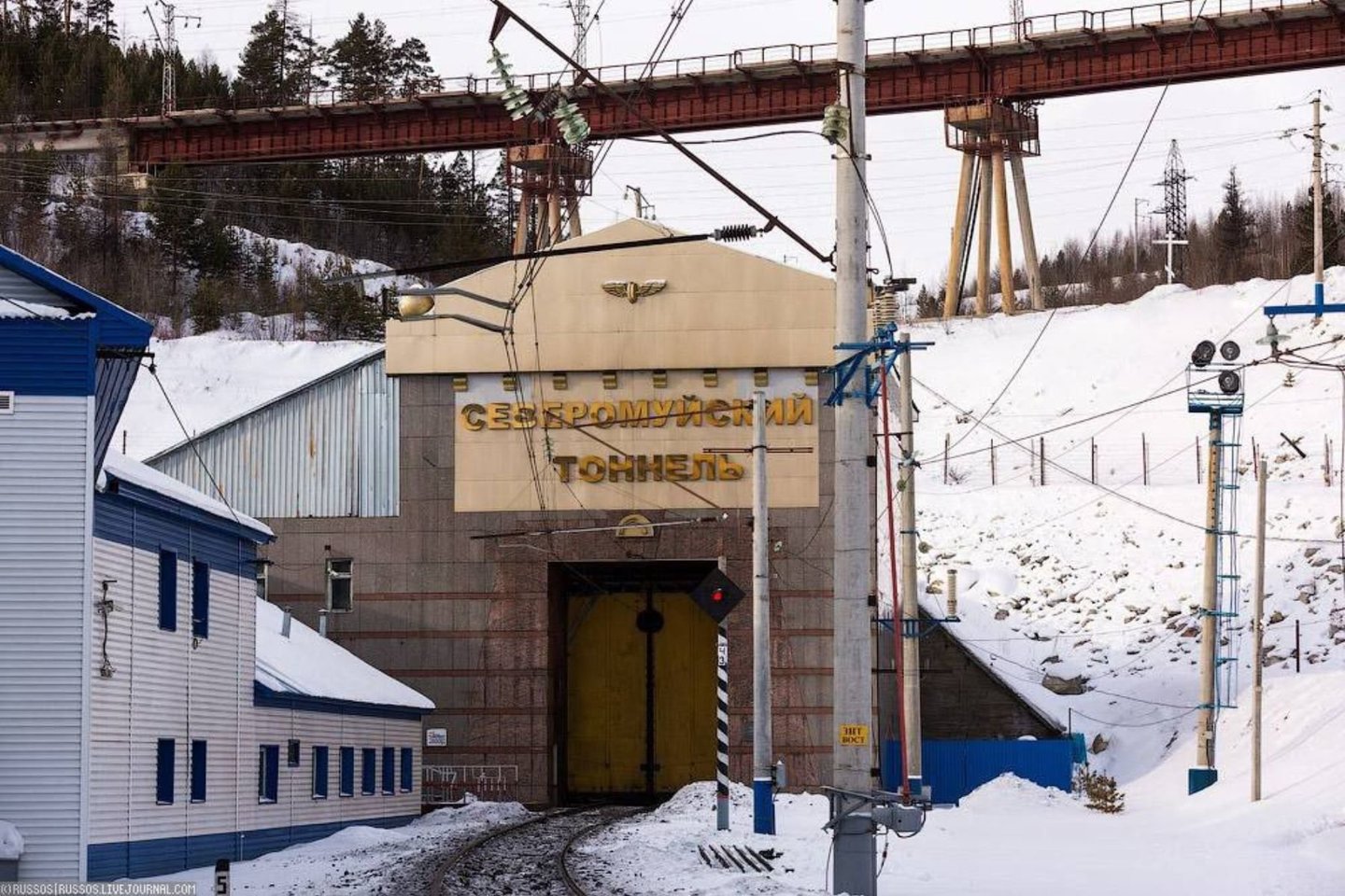 Naktį nugriaudėjo sprogimas Buriatijoje esančioje Baikalo-Amūro geležinkelio linijoje.<br>Soc. tinklų nuotr.