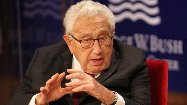 JAV sekretoriaus H. Kissingerio netektis pasaulyje sukėlė prieštaringas reakcijas