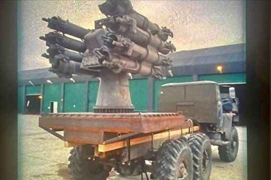 Sunkvežimis su pritvirtintu „RBU-6000“ paleidimo įrenginiu gali būti pats beviltiškiausias Rusijos ginklas plataus masto kare su Ukraina
