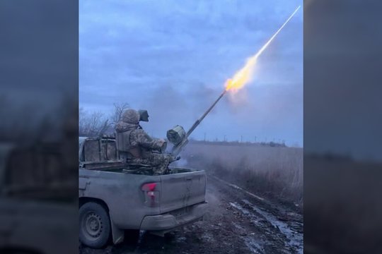 Ukrianiečių pikapo kėbule įrengta „M55 Zastava“.