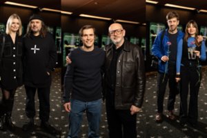 Išankstinė filmo „Čiulbanti siela“ premjera: pamatyti psichodelinės pasakos atvyko režisierius Oskaras Koršunovas su mylimąja