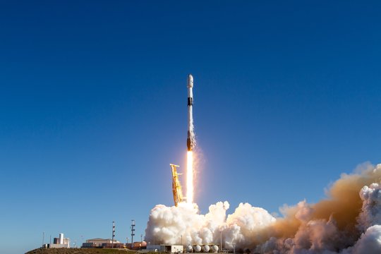 Pietų Korėja į orbitą iškėlė savo pirmąjį šnipinėjantį palydovą.