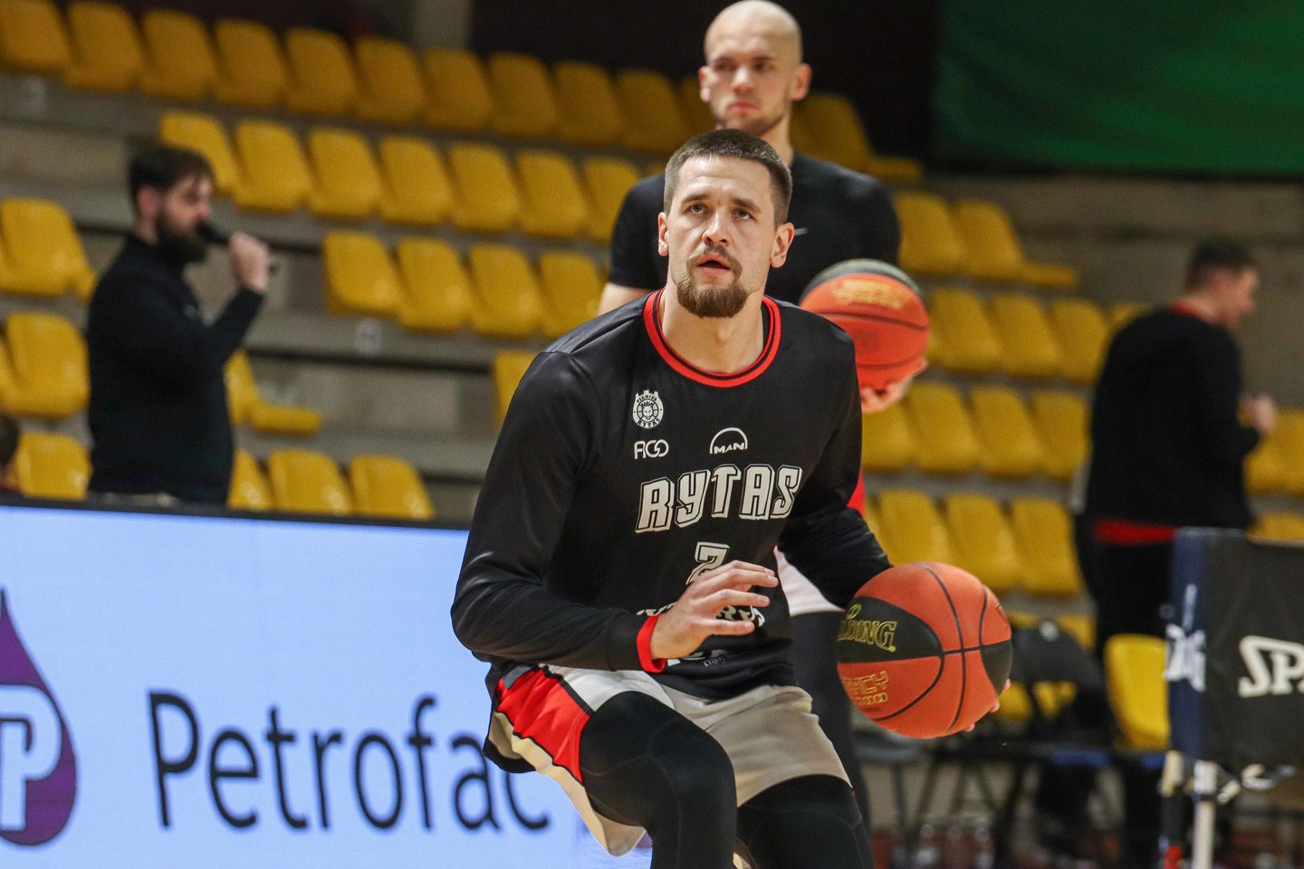 Vilniaus „Ryto“ ekipa žaidžia Mažeikiuose su „M Basket“ klubu.<br> LKL nuotr.