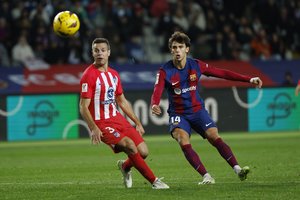 Sekmadienį iš keturių mačų Ispanijoje pergalę šventė tik „Barcelona“