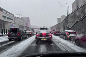 Kas penktas lietuvis gali likti be vairuotojo pažymėjimo: ką privalote padaryti jau dabar