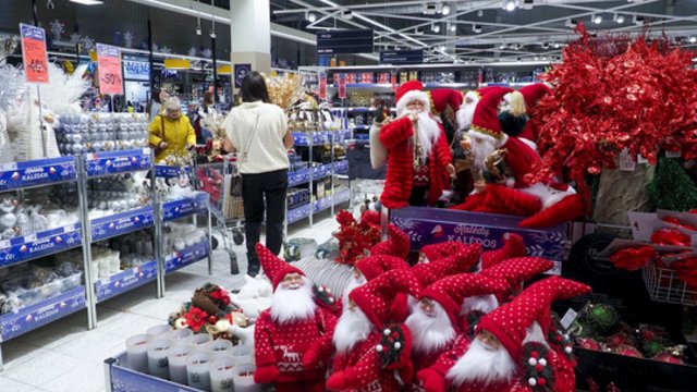 Kalėdoms lietuviai pradeda ruoštis vis anksčiau: paaiškėjo, kokios dovanos paklausios ir kiek žada išleisti