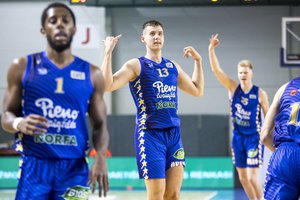 Įspūdingą atkarpą Pasvalyje fiksuojantis Simas Jarumbauskas – apie metus Ispanijoje ir darbą su Steponu Babrausku