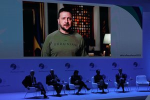 V. Zelenskis netikėtai atšaukė kreipimąsi vaizdo ryšiu į JAV Senatą