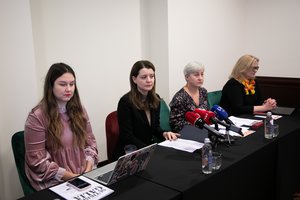 Pristatytas Nacionalinis informacijos apie seksualinį smurtą centras: pernai priekabiavimą patyrė 8 iš 10 Lietuvos gyventojų