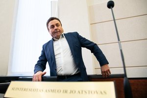 Gruodžio 18 d. Seimui siūloma svarstyti, ar panaikinti parlamentaro P. Gražulio mandatą