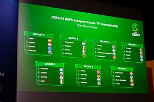 Tragiški burtai – Lietuvos devyniolikmečiai pateko į grupę su „rykliais“