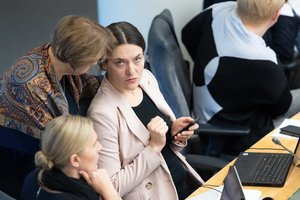 G. Nausėdos žinia suglumino parlamentarus: galėjo kur nors nuvažiuoti