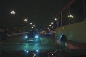 „Kelių patruliai: viskas užfiksuota“: ant Žaliojo tilto lengvasis automobilis neišsiteko su troleibusu